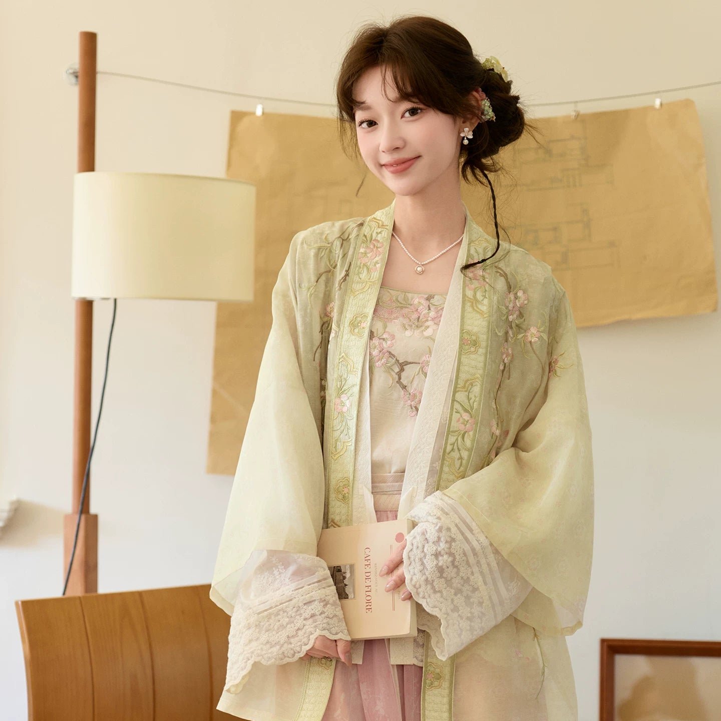Xinghuayue Duijin Hanfu Set—Embroidered Jacket & Gradient Song Pants - Image 9